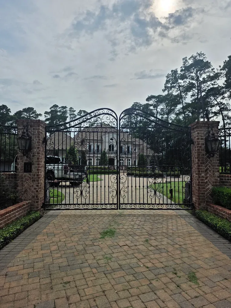 Custom Scrollwork Estate Gate